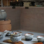 御匠師 奧村菅次製_吉祥卷草紋銀壺_一見古美術生活‧難得一見 湯沸 銀壺 壺嘴 唐草文 卷草紋